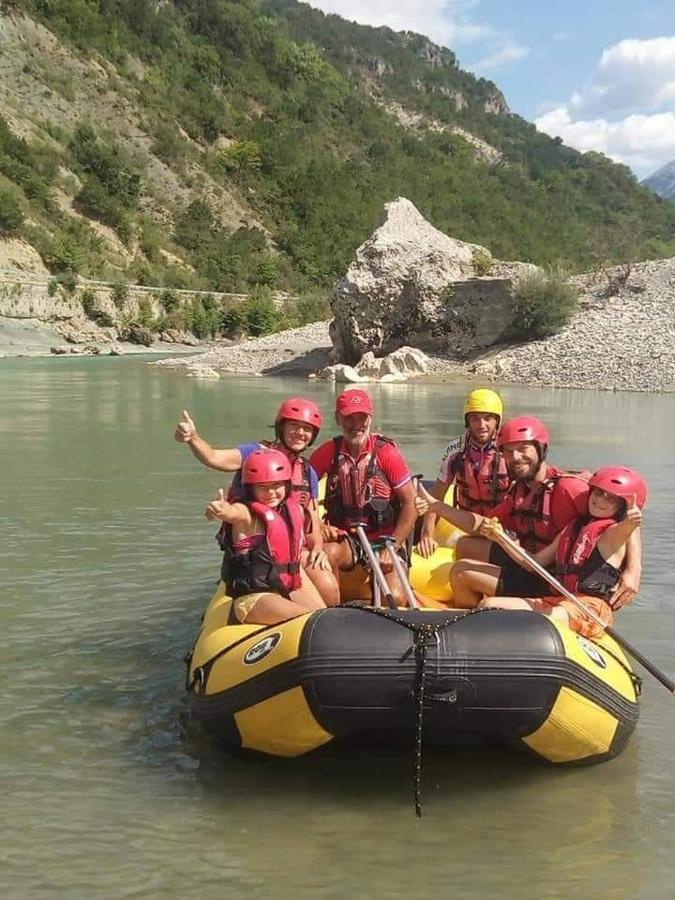 Albturist Ecocamping Permet & Outdoor Sports Center Ξενοδοχείο Εξωτερικό φωτογραφία